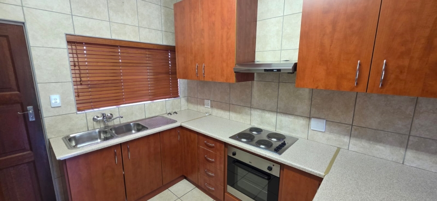 8 Bedroom Property for Sale in Meiringspark North West